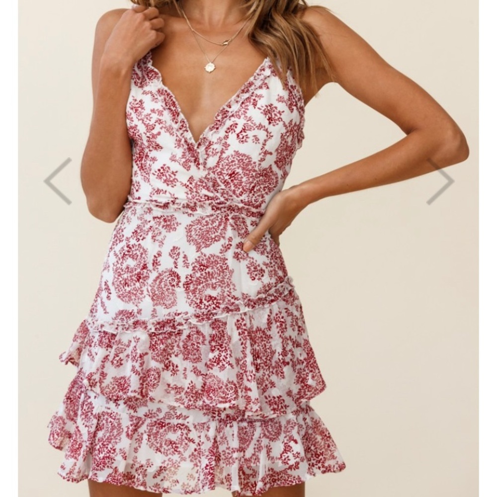Selfie Leslie dress size small